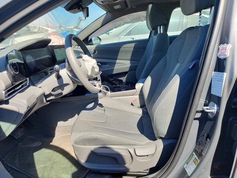 2025 HYUNDAI ELANTRA SEL 7