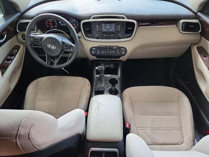2017 KIA SORENTO LX LX 8