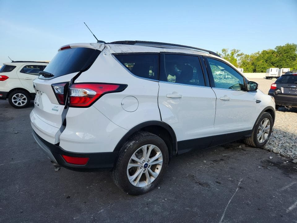 2018 FORD ESCAPE SE 3