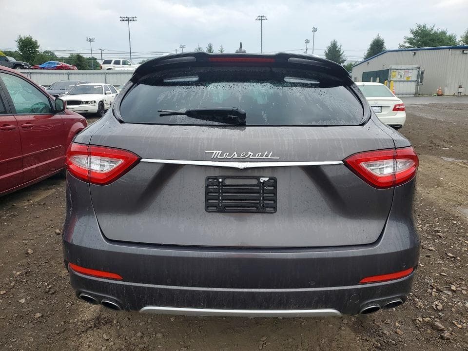 2017 MASERATI LAVANTE 6