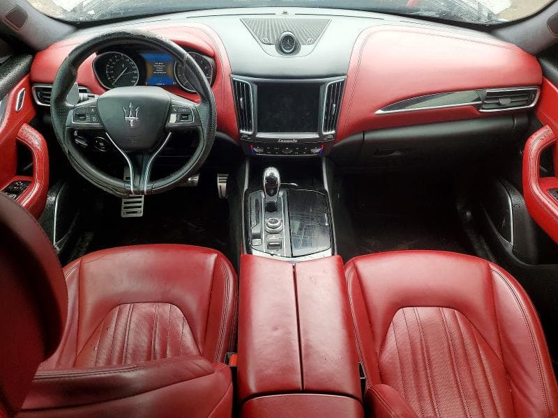2017 MASERATI LAVANTE 8