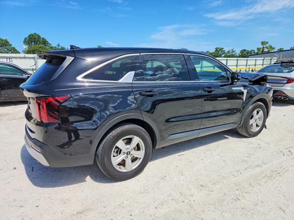 2026 KIA SORENTO LX 3