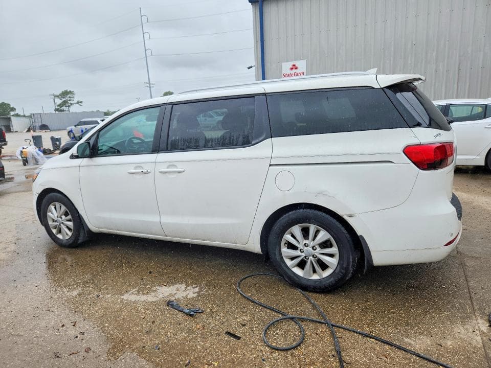 2017 KIA SEDONA LX 2