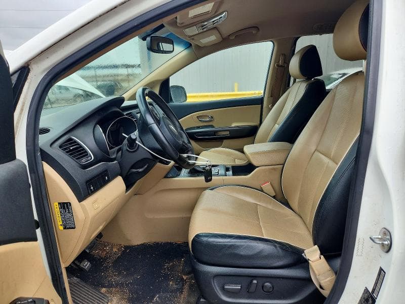 2017 KIA SEDONA LX 7