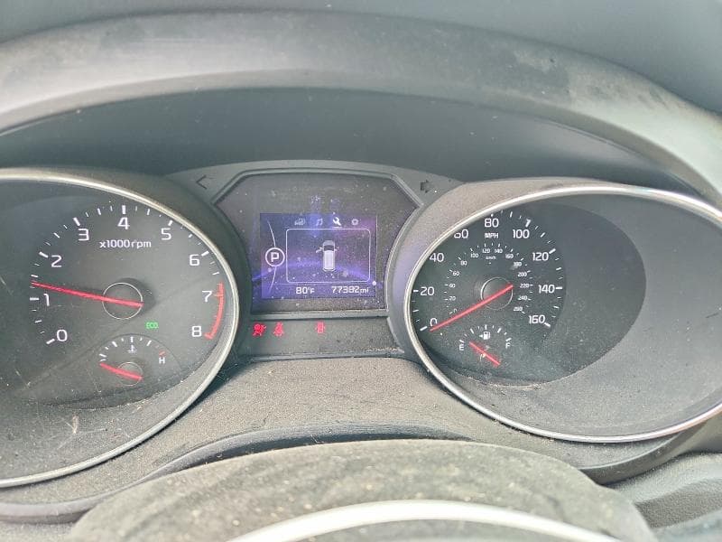 2017 KIA SEDONA LX 9