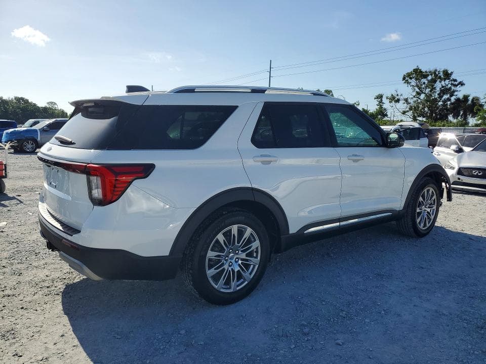 2026 FORD EXPLORER PLATINUM 3