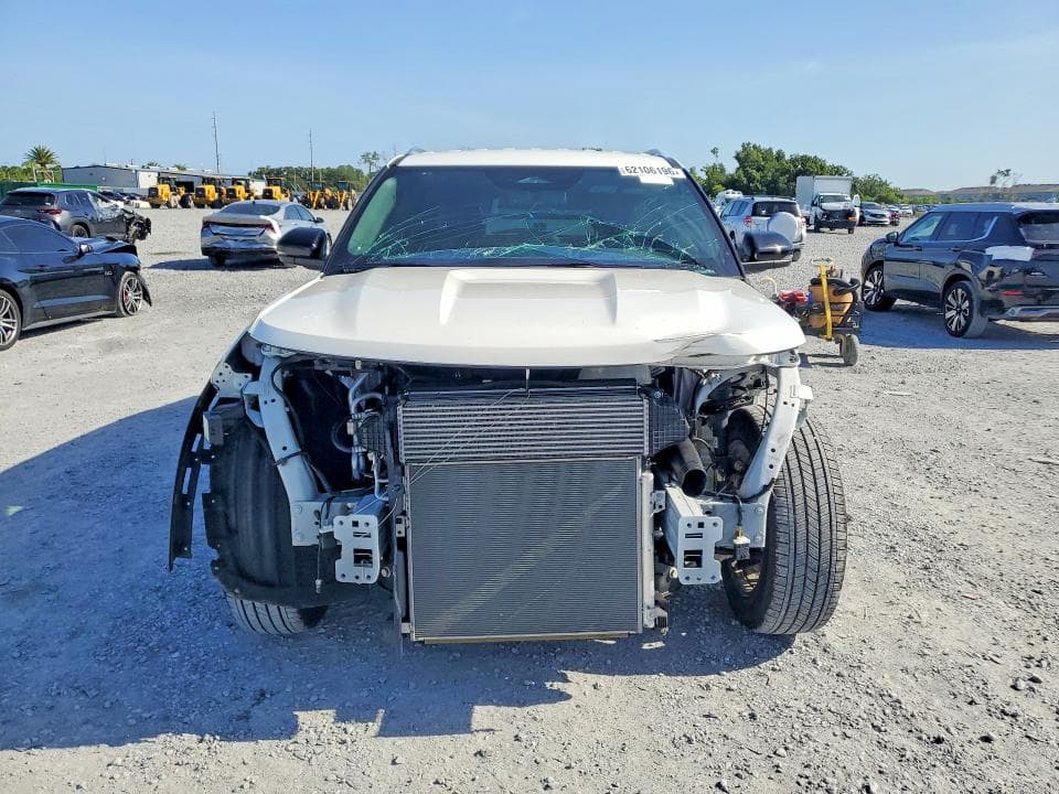 2026 FORD EXPLORER PLATINUM 5