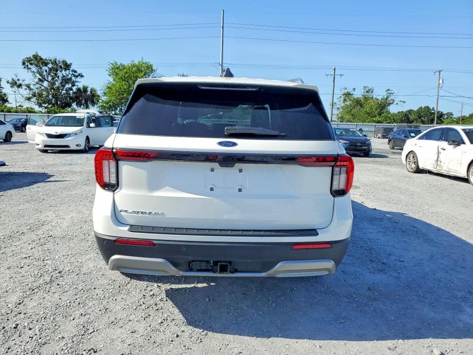2026 FORD EXPLORER PLATINUM 6