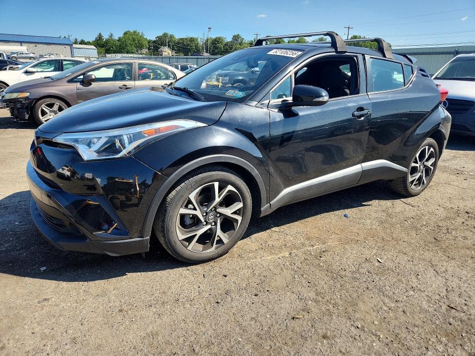 2018 TOYOTA C-HR XLE PREMIUM - 1