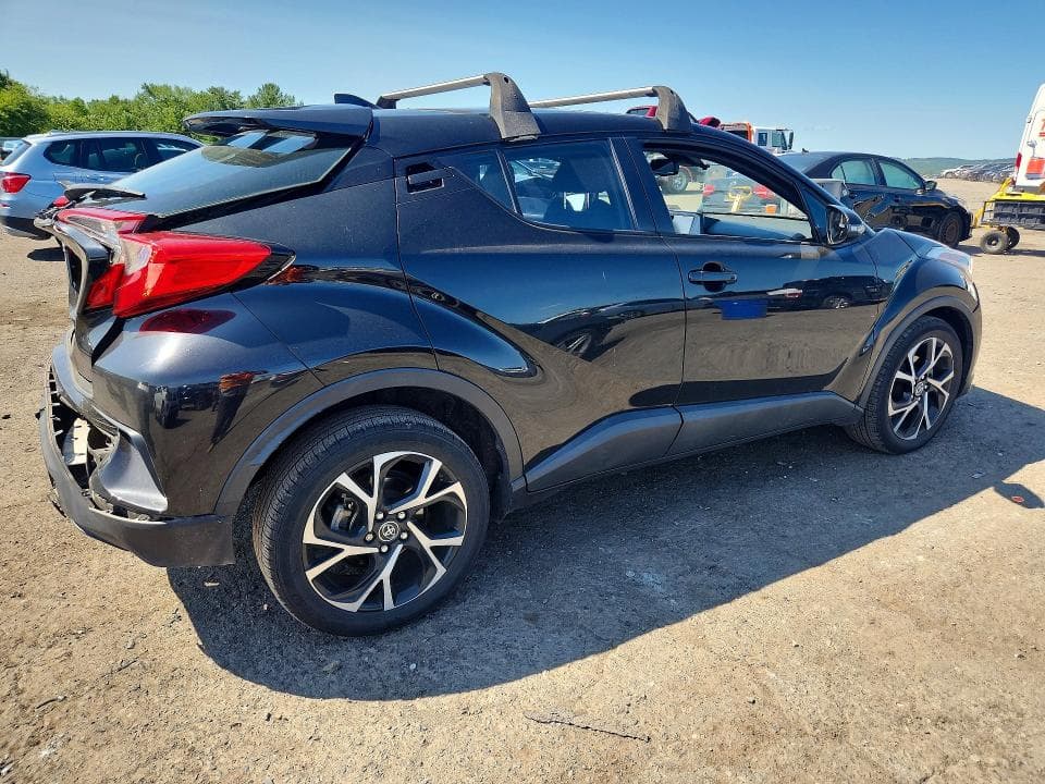 2018 TOYOTA C-HR XLE PREMIUM 3