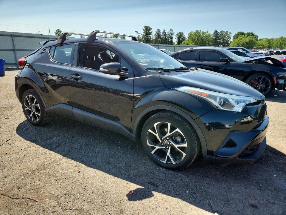 2018 TOYOTA C-HR XLE PREMIUM 4
