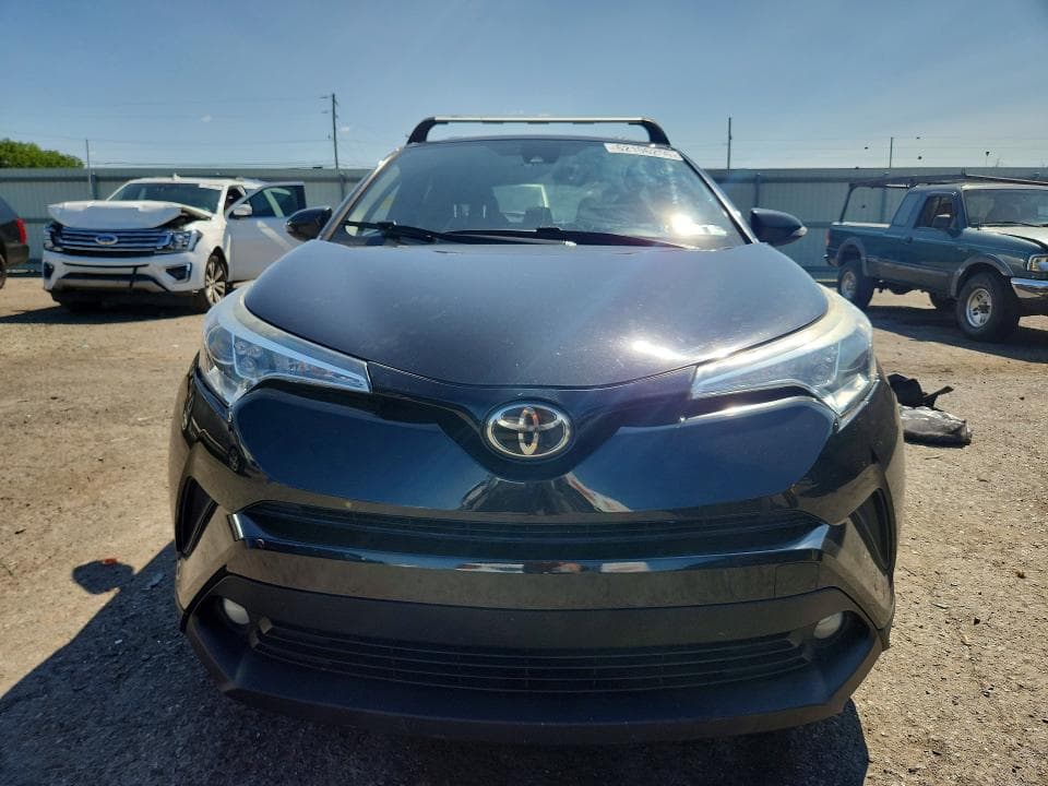 2018 TOYOTA C-HR XLE PREMIUM 5