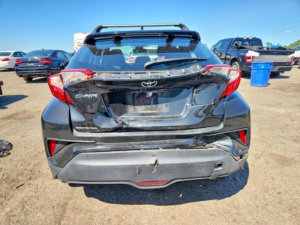 2018 TOYOTA C-HR XLE PREMIUM 6