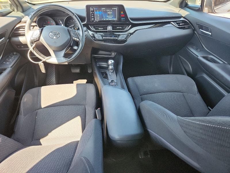 2018 TOYOTA C-HR XLE PREMIUM 8