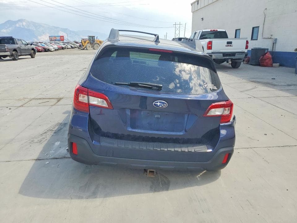 2018 SUBARU OUTBACK 2.5I PREMIUM 6