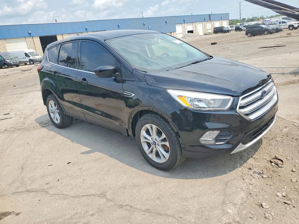 2019 FORD ESCAPE SE 4