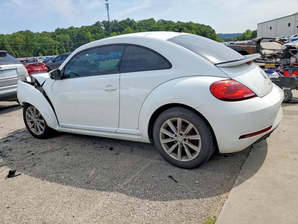 2018 VOLKSWAGEN BEETLE S 2