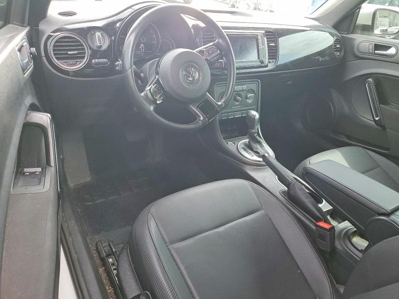 2018 VOLKSWAGEN BEETLE S 8