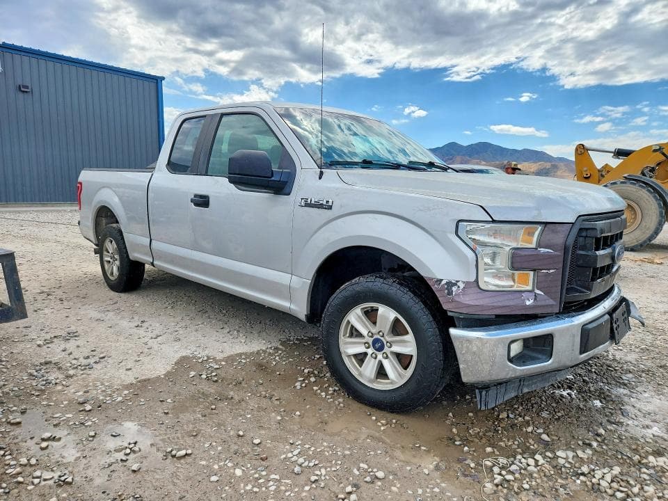 2017 FORD F150 SUPER CAB 4