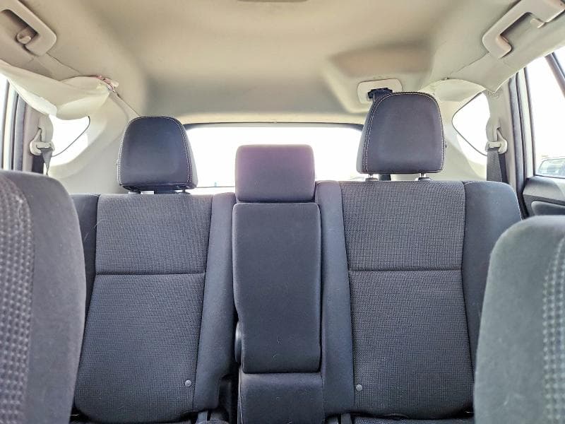 2017 TOYOTA RAV4 XLE 10