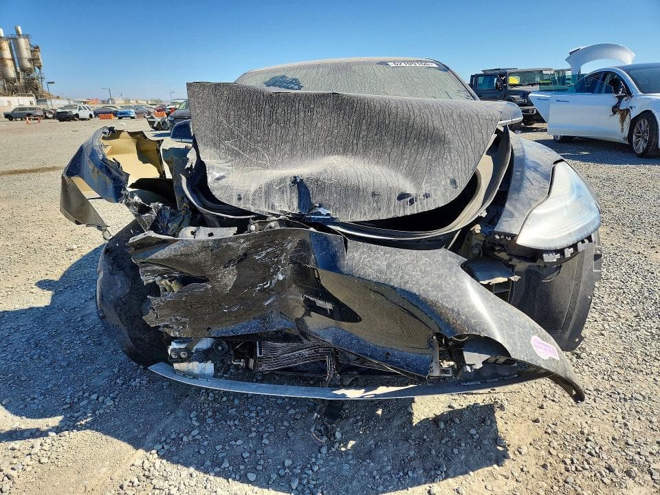 2018 TESLA MODEL 3 5