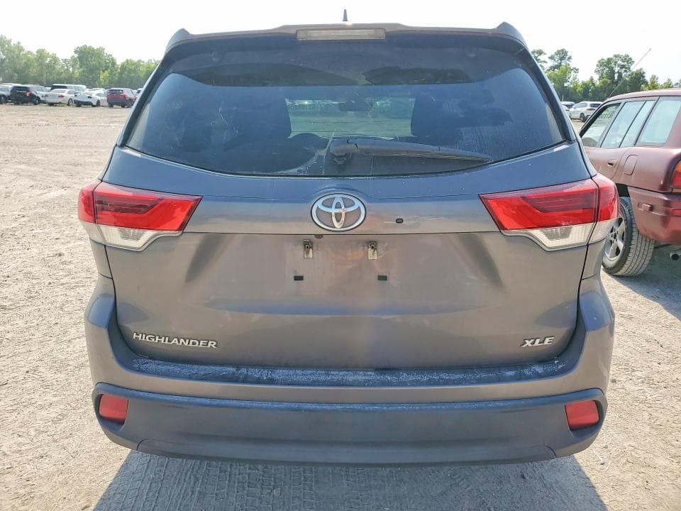2019 TOYOTA HIGHLANDER XLE XLE 6
