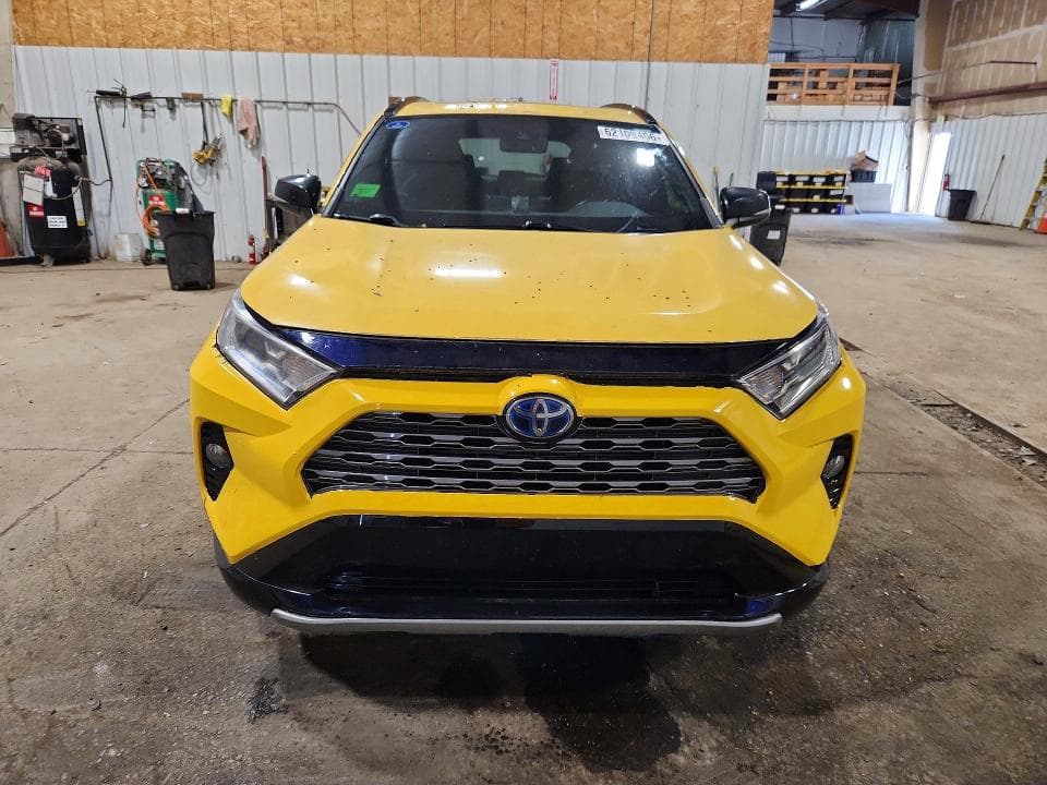 2019 TOYOTA RAV4 XSE 5