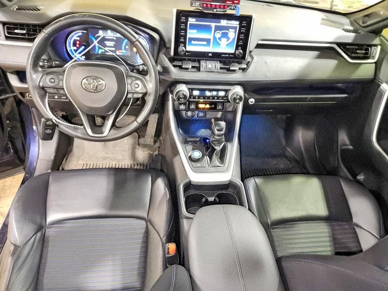 2019 TOYOTA RAV4 XSE 8