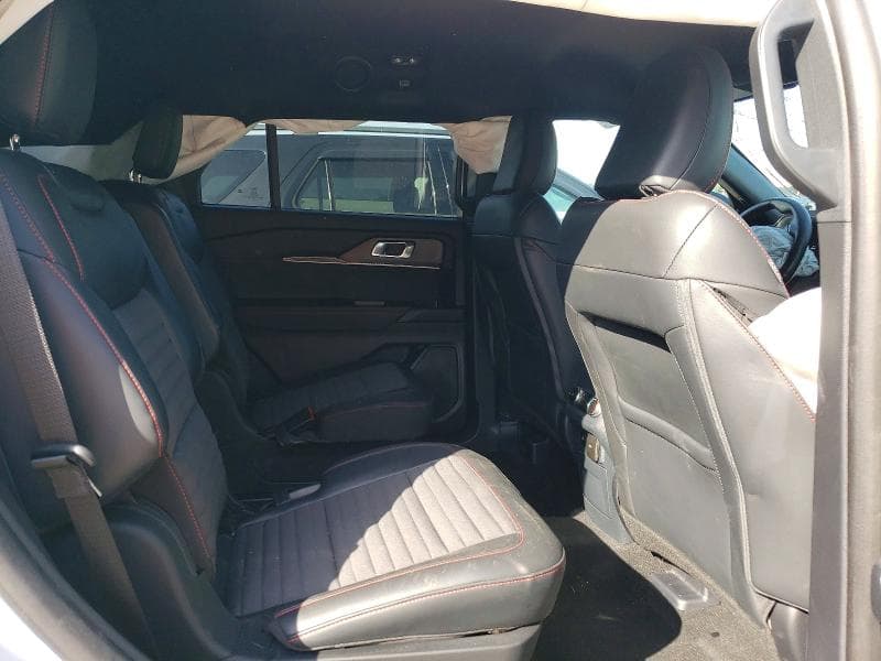 2025 FORD EXPLORER ST-LINE 11