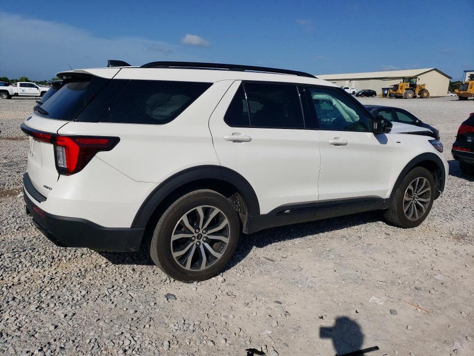 2025 FORD EXPLORER ST-LINE 3