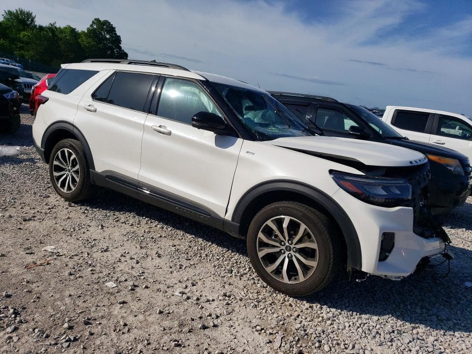 2025 FORD EXPLORER ST-LINE 4