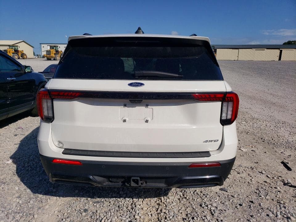 2025 FORD EXPLORER ST-LINE 6