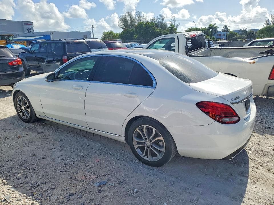 2017 MERCEDES-BENZ C 300 2