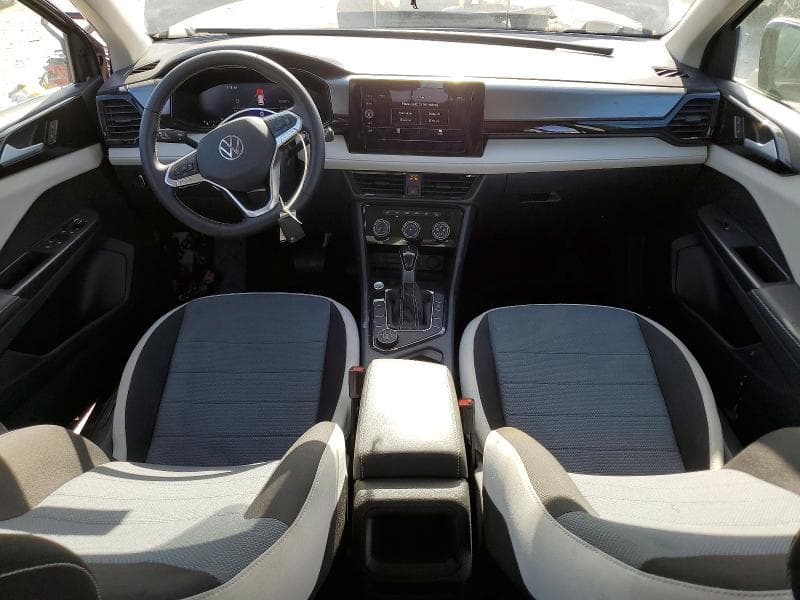 2025 VOLKSWAGEN TAOS S 8