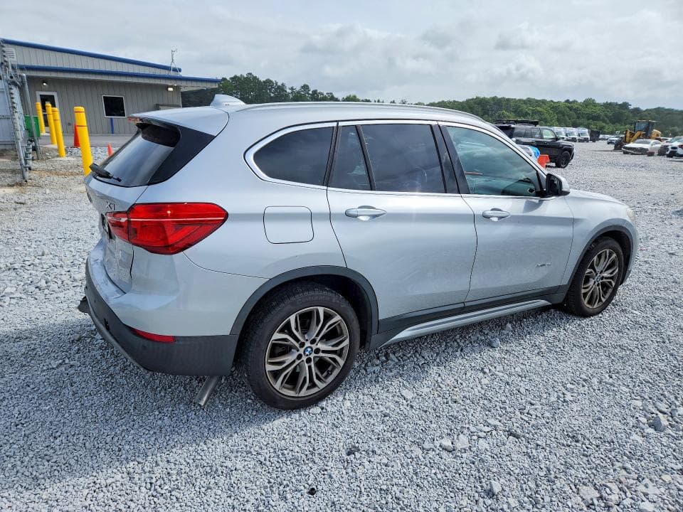 2017 BMW X1 XDRIVE28I 3