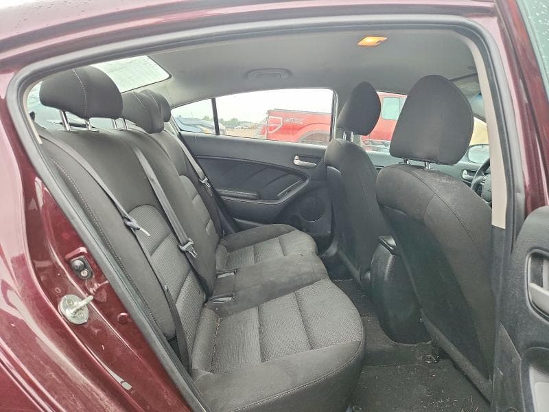 2018 KIA FORTE LX 10