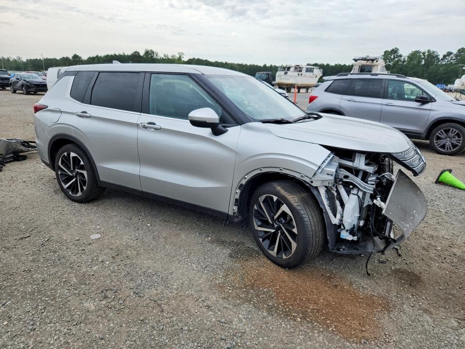 2024 MITSUBISHI OUTLANDER SE SE 5