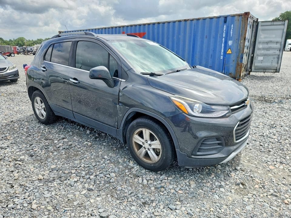 2017 CHEVROLET TRAX 1LT 4