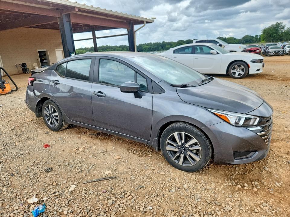 2024 NISSAN VERSA SV 4