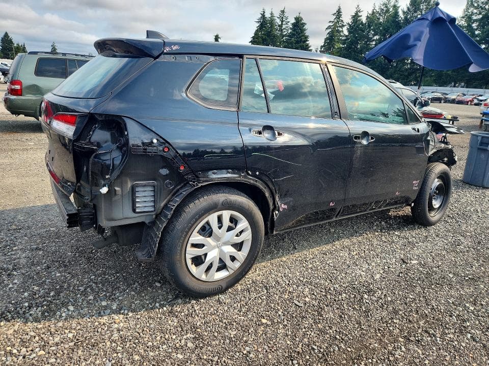 2024 TOYOTA COROLLA CROSS L 3