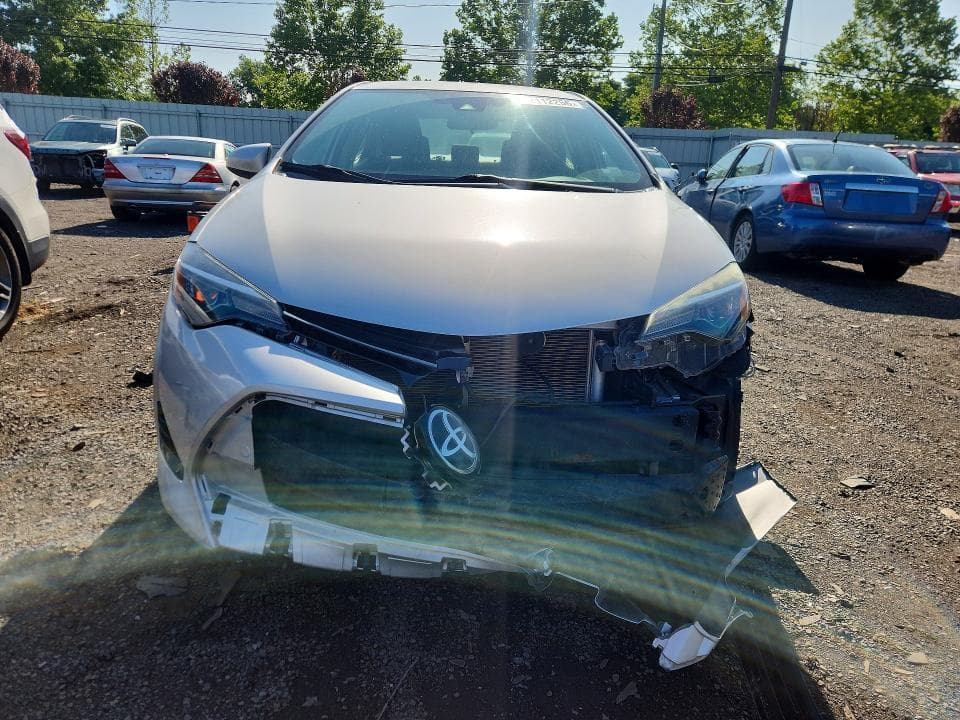 2018 TOYOTA COROLLA LE 5