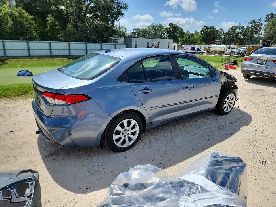 2021 TOYOTA COROLLA LE 3