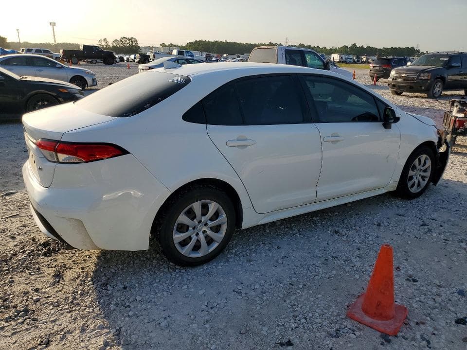 2020 TOYOTA COROLLA LE 3