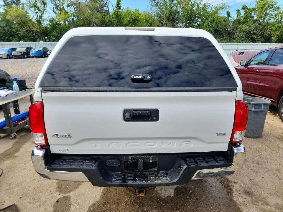 2017 TOYOTA TACOMA SR5 V6 SR5 V6 7