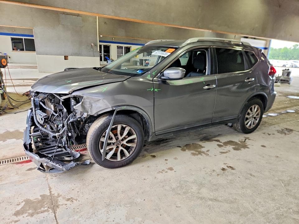 2020 NISSAN ROGUE SV - 1
