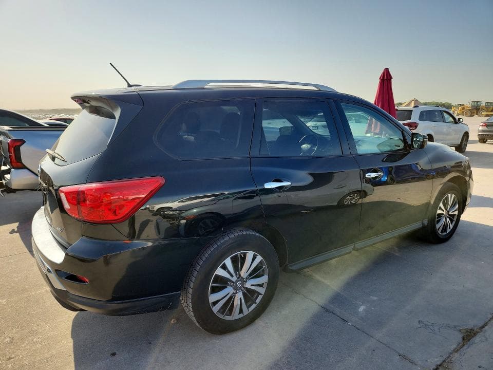 2018 NISSAN PATHFINDER S 3