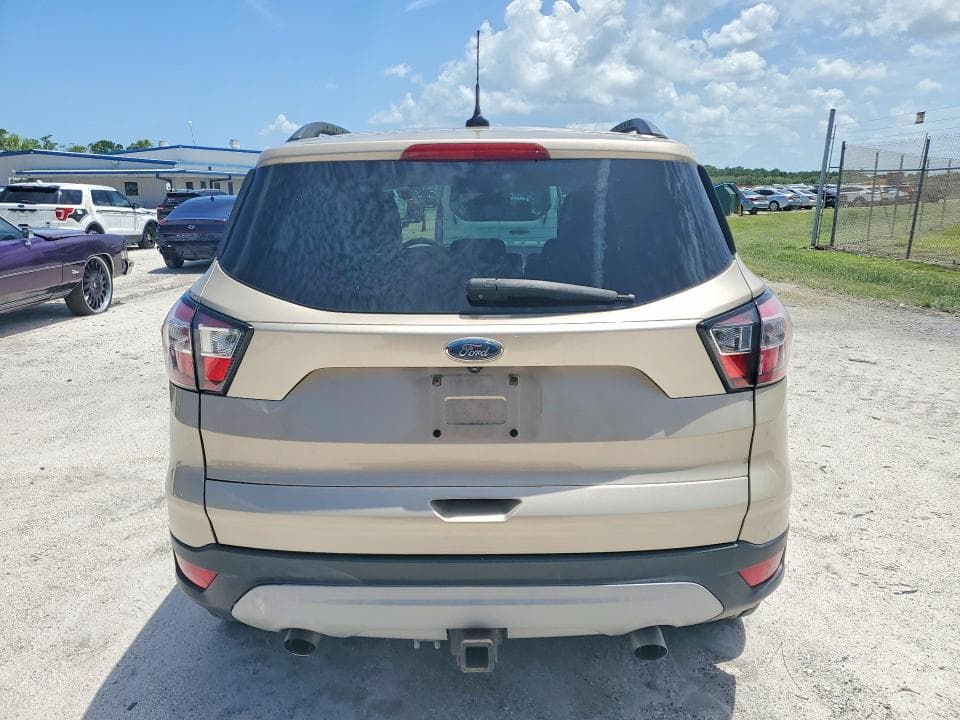 2018 FORD ESCAPE SE SE 6