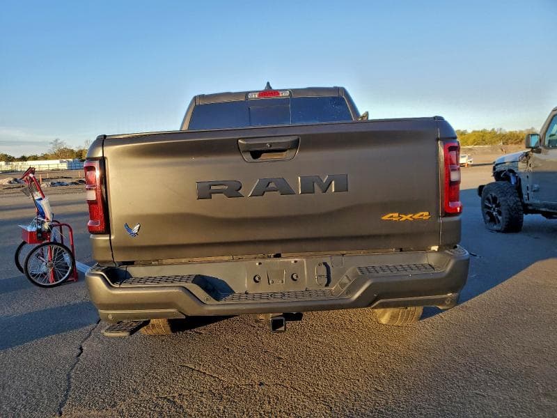 2025 RAM 1500 TRADESMAN TRADESMAN 6