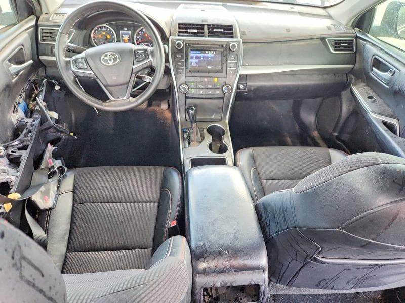 2017 TOYOTA CAMRY SE 8