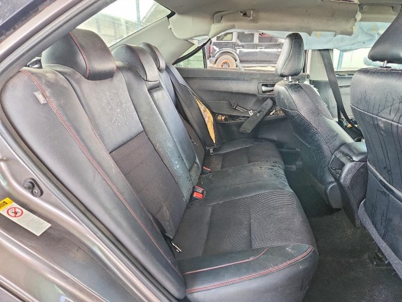 2017 TOYOTA CAMRY SE 10